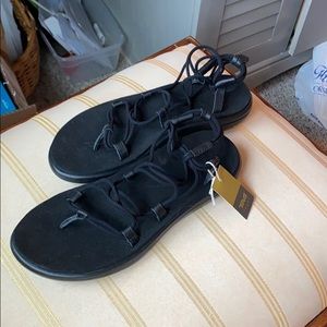 Black Teva sandals